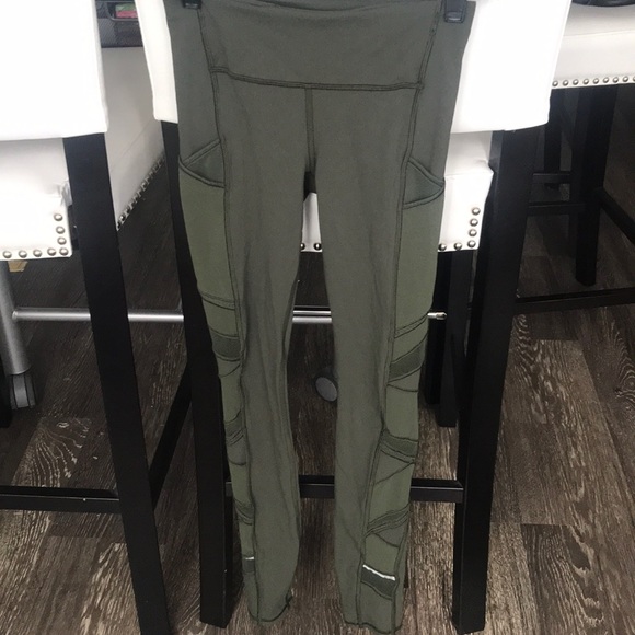 lululemon athletica Pants - Speed up 7/8 tight